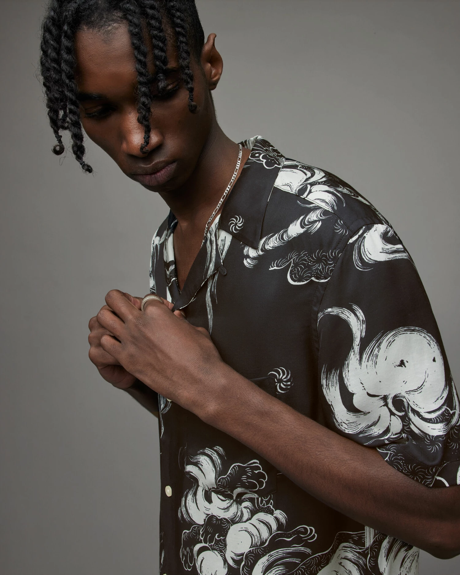 Deals π Zion Kimono Print π Shirt Jet Black π₯ 2 Deals π Zion Kimono Print π Shirt Jet Black π₯ - Image 2